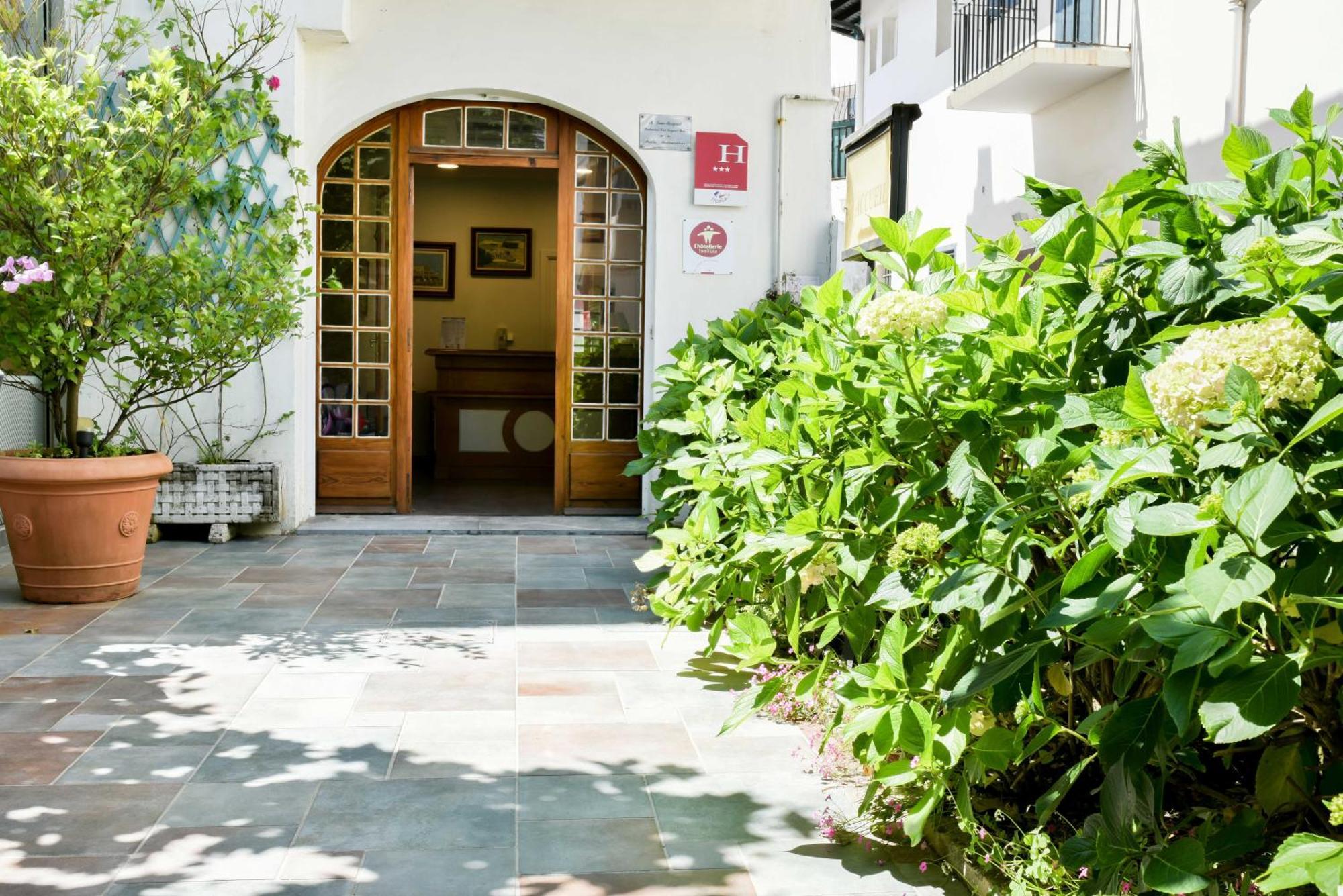 Logis & Restaurant Bergeret Sport Hotel 3*